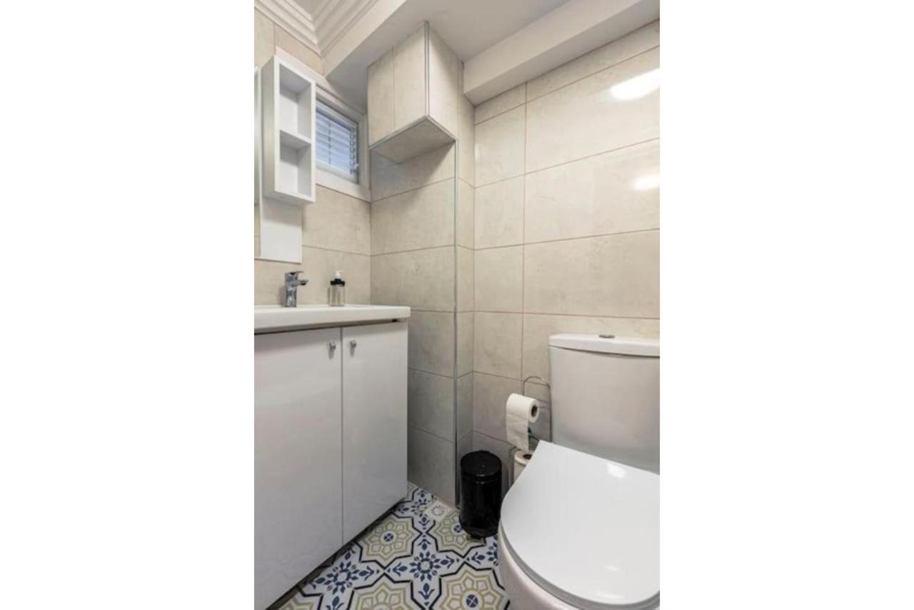 Historical 4-Br Home Steps From Besiktas Stadium & Bosphorus Views - Prime Nisantasi Location! Istanbul Ngoại thất bức ảnh